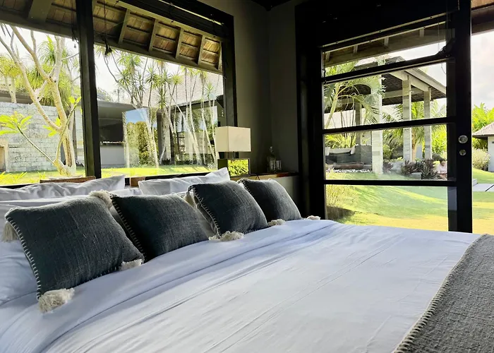 Villa Life Is One Uluwatu