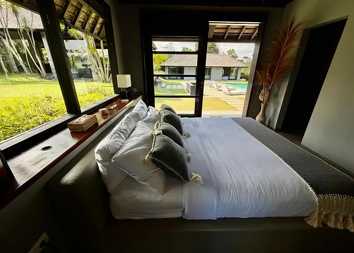 Life Is One Uluwatu
