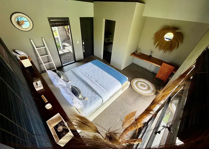 Villa Life Is One